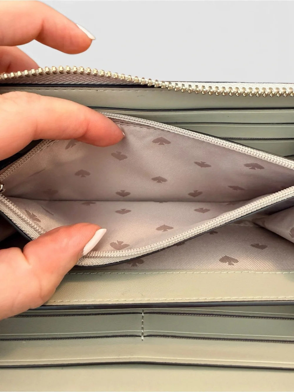 Kate Spade Leila Large Continental Zip Around Wallet Light Sand Pebbled Leather
